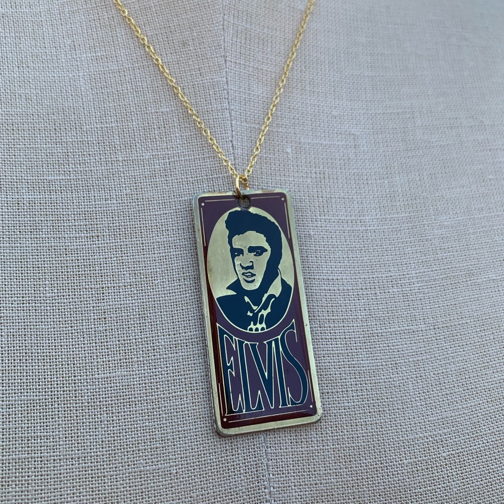 NWT Sterling Silver Plated Chain with Vintage Elvis Charm Necklace - Picture 2 of 14